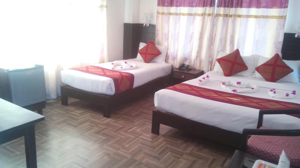 Hotel Center Lake Pokhara Phòng bức ảnh