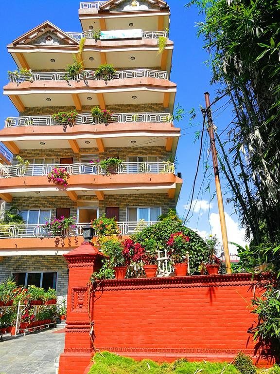 Hotel Center Lake Pokhara Ngoại thất bức ảnh